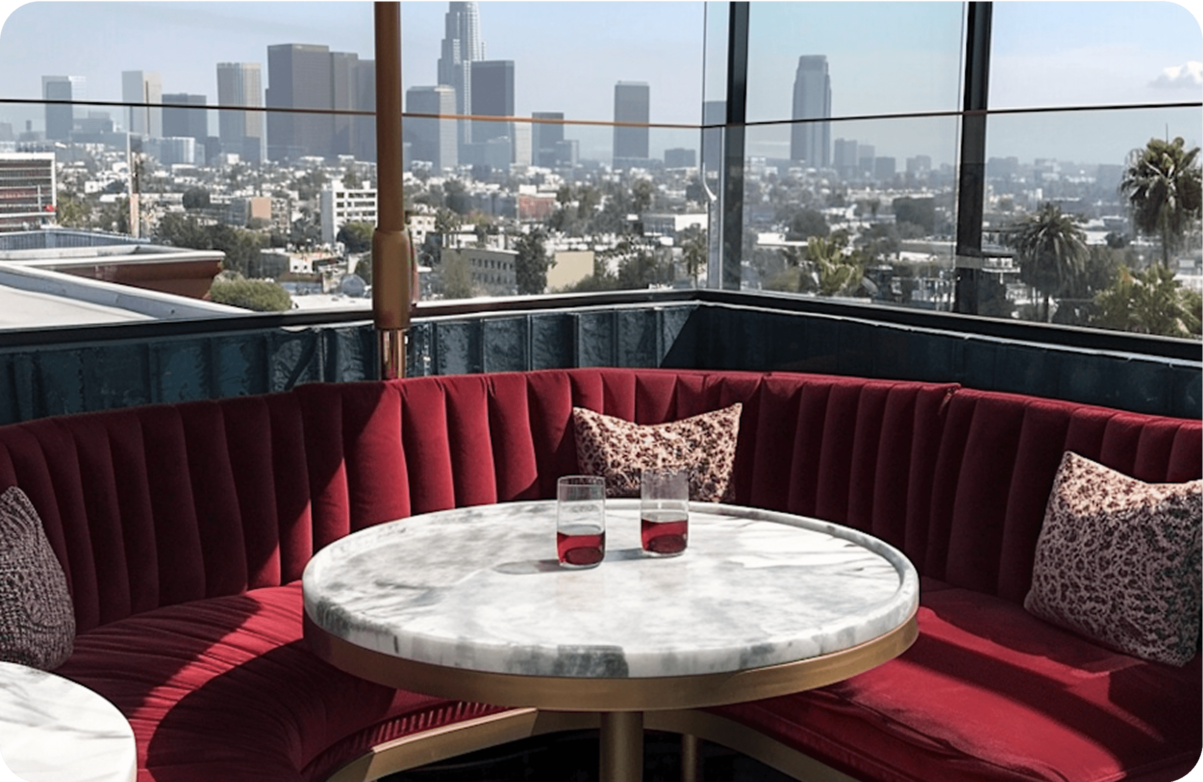 Grand Plaza Hotel Rooftop Dragon Bar